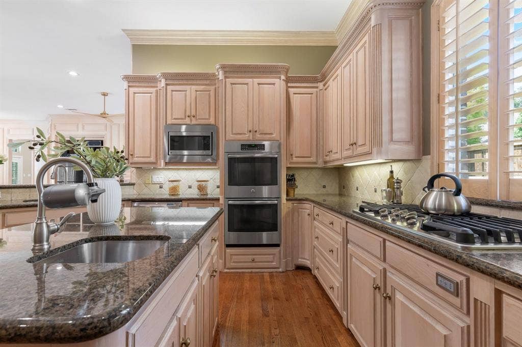 5108 Water Haven Lane, Plano, TX 75093 5108 Water Haven Lane, Plano, TX 75093