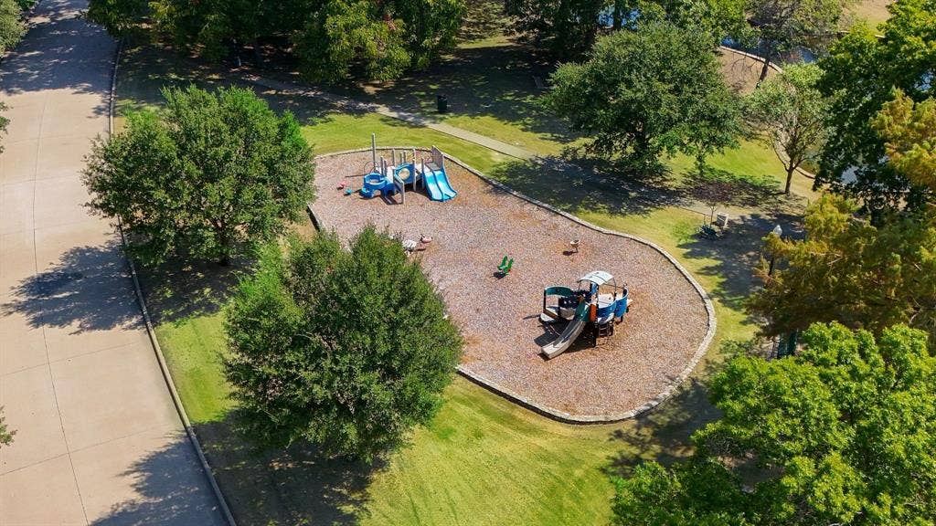 5108 Water Haven Lane, Plano, TX 75093 5108 Water Haven Lane, Plano, TX 75093