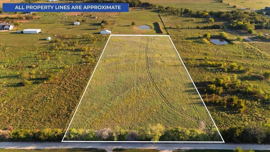 Property photo for 285 Vz County Road 3831, Wills Point, TX