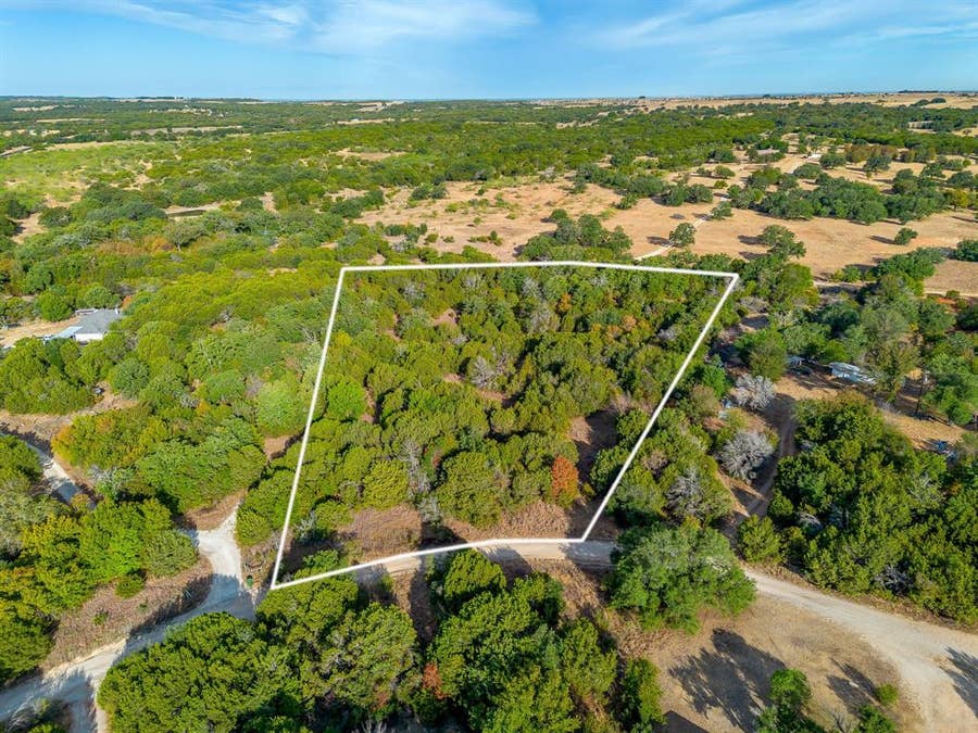 Property photo for 5816 Oak Creek Court, Lipan, TX