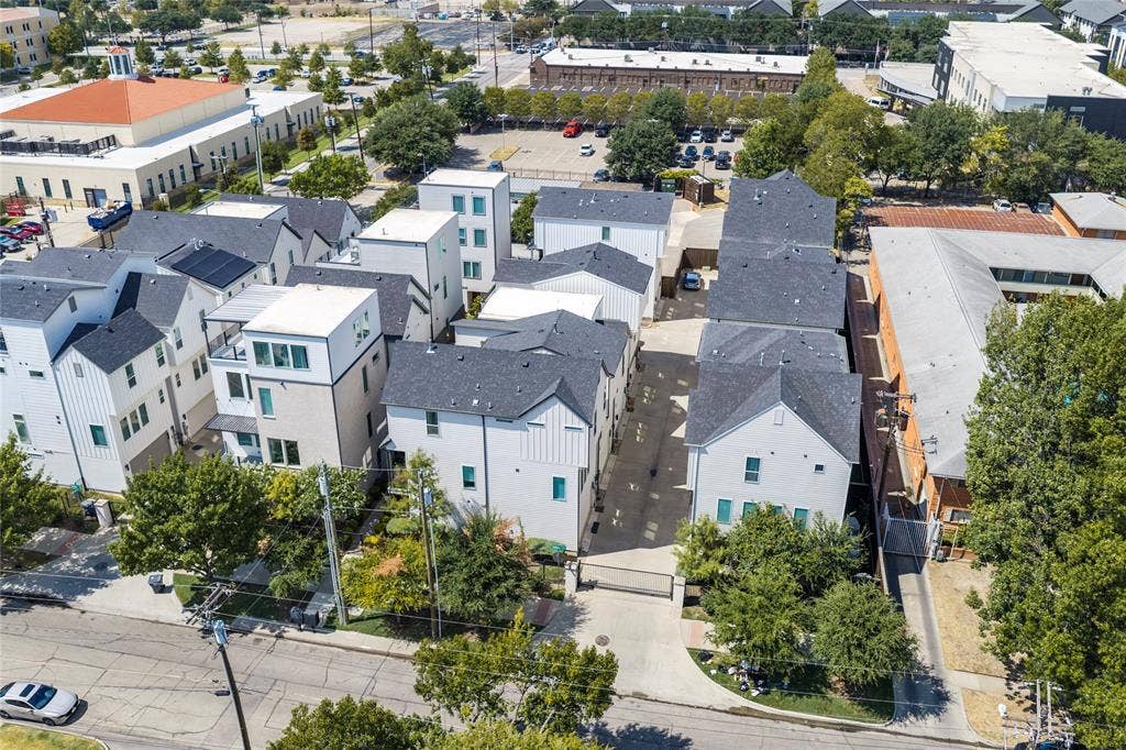 1112 Lavender Ridge, Dallas, TX 75204