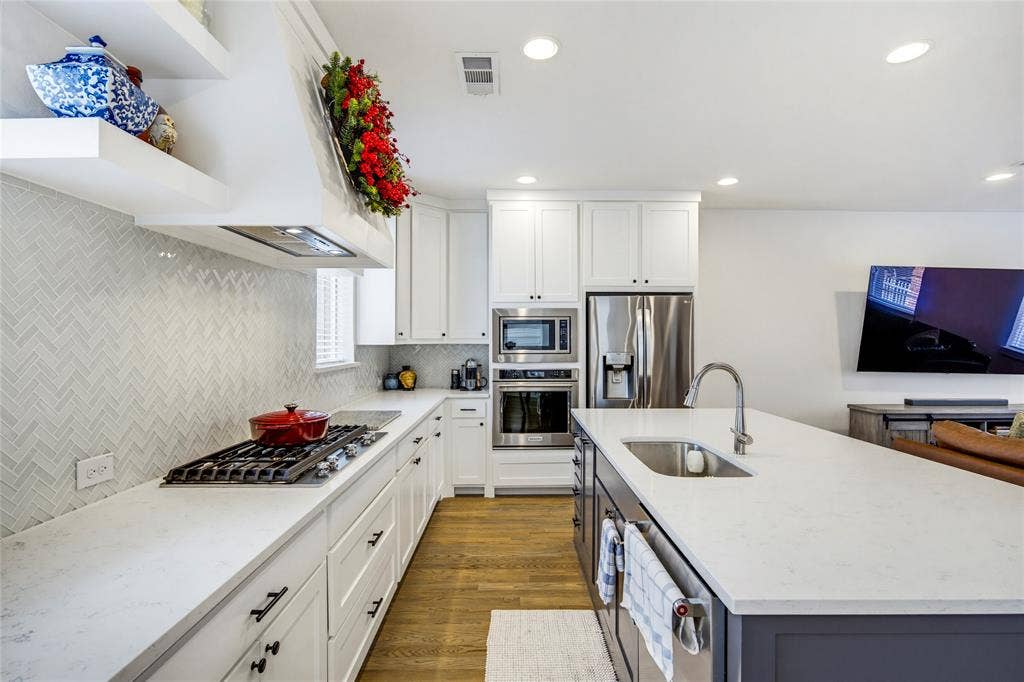 1112 Lavender Ridge, Dallas, TX 75204
