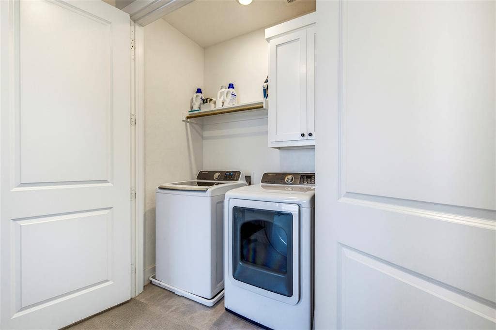 Laundry on same floor as bedrooms