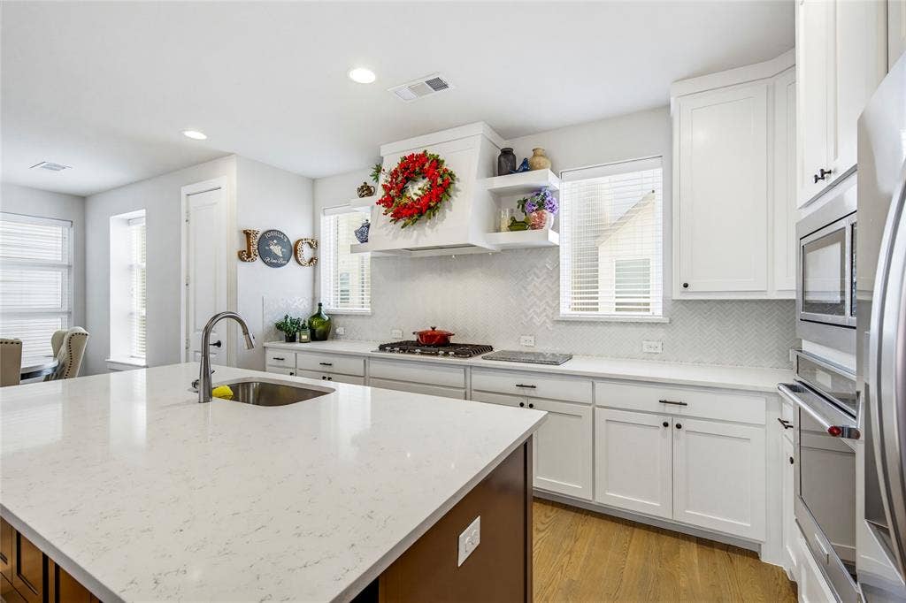 1112 Lavender Ridge, Dallas, TX 75204