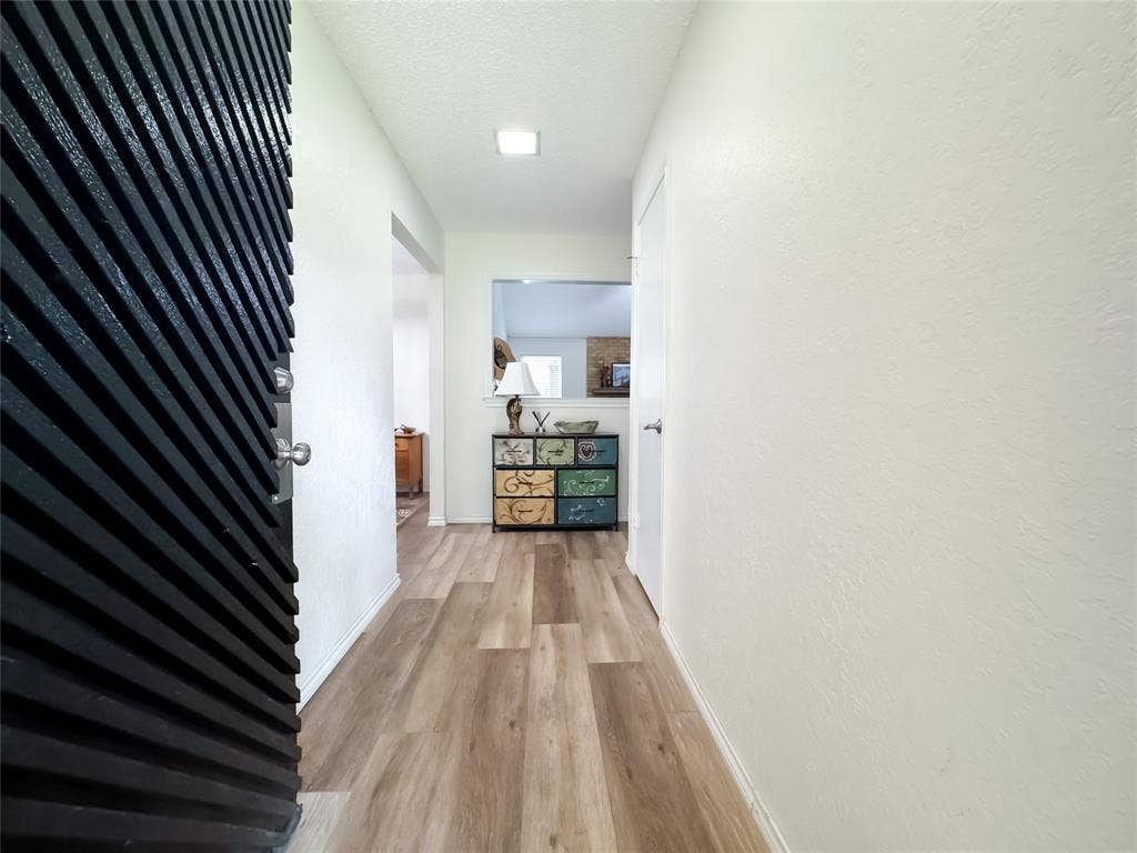 4805 Bonneville Drive, Arlington, TX 76016 4805 Bonneville Drive, Arlington, TX 76016