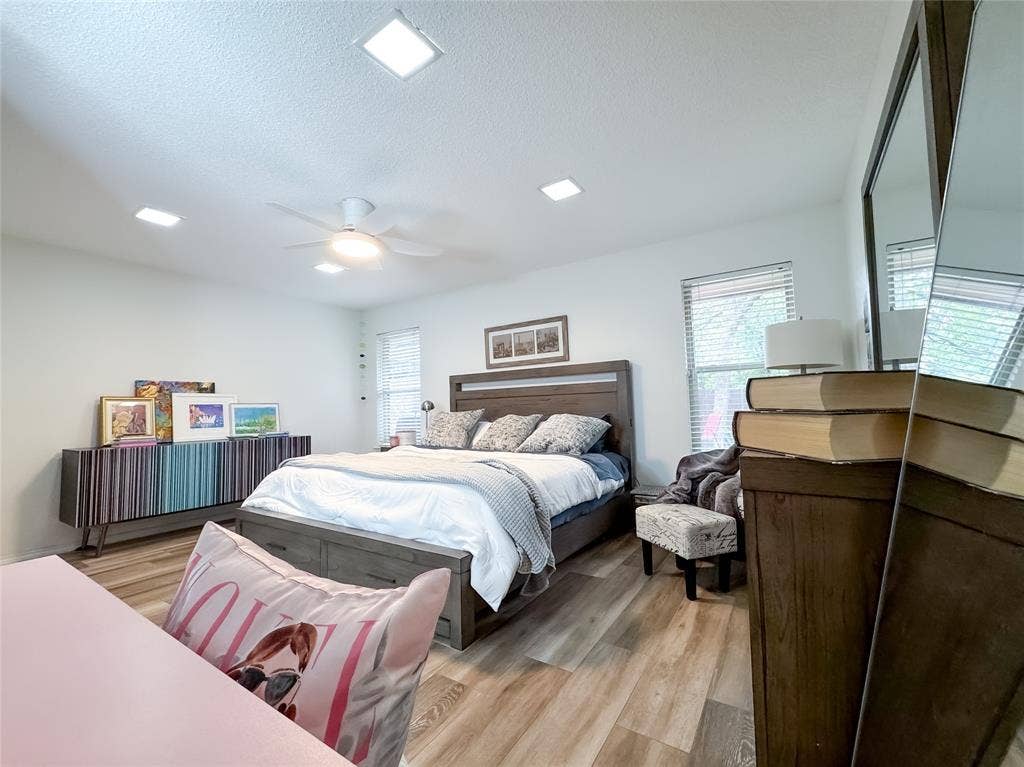 4805 Bonneville Drive, Arlington, TX 76016 4805 Bonneville Drive, Arlington, TX 76016