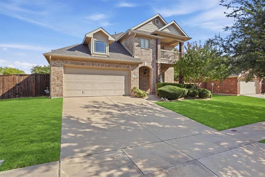 Property photo for 305 Mossy Oak Trail, Fort Worth, TX