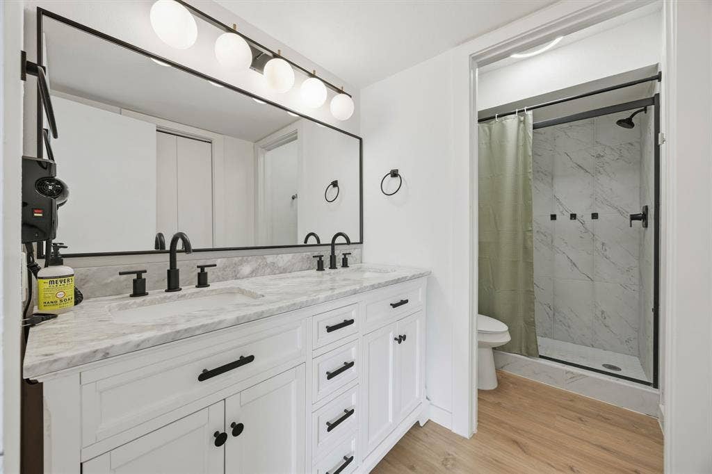 6060 Birchbrook Drive, #262, Dallas, TX 75206 6060 Birchbrook Drive, #262, Dallas, TX 75206