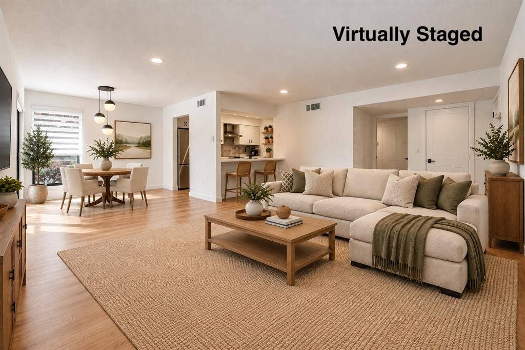 6060 Birchbrook Drive, #262, Dallas, TX 75206 Living Room