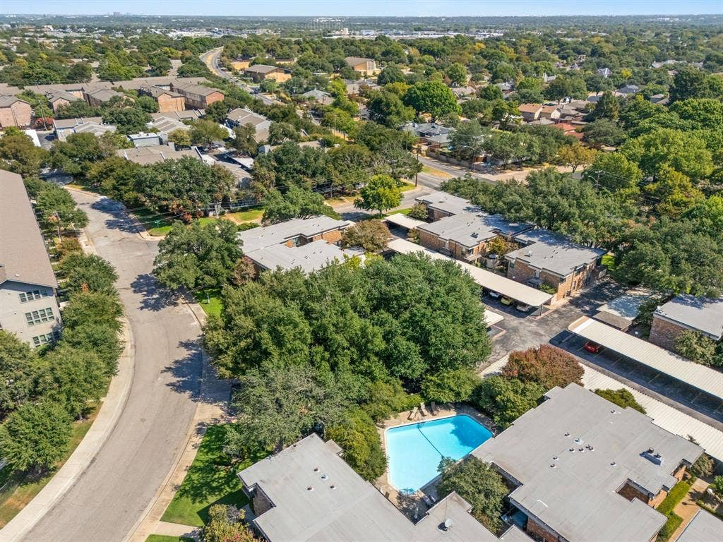 6060 Birchbrook Drive, #262, Dallas, TX 75206 6060 Birchbrook Drive, #262, Dallas, TX 75206