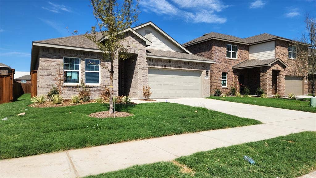 1262 LAMBERT Lane, Forney, TX 75126 1262 LAMBERT Lane, Forney, TX 75126