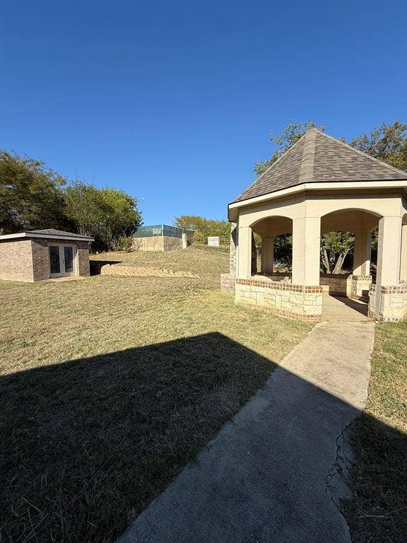 304 La Reata Court, Cedar Hill, TX 75104 304 La Reata Court, Cedar Hill, TX 75104