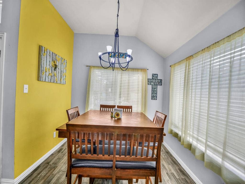 780 Stribling Circle, Azle, TX 76020 780 Stribling Circle, Azle, TX 76020
