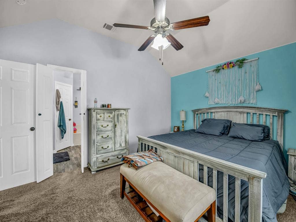 780 Stribling Circle, Azle, TX 76020 780 Stribling Circle, Azle, TX 76020