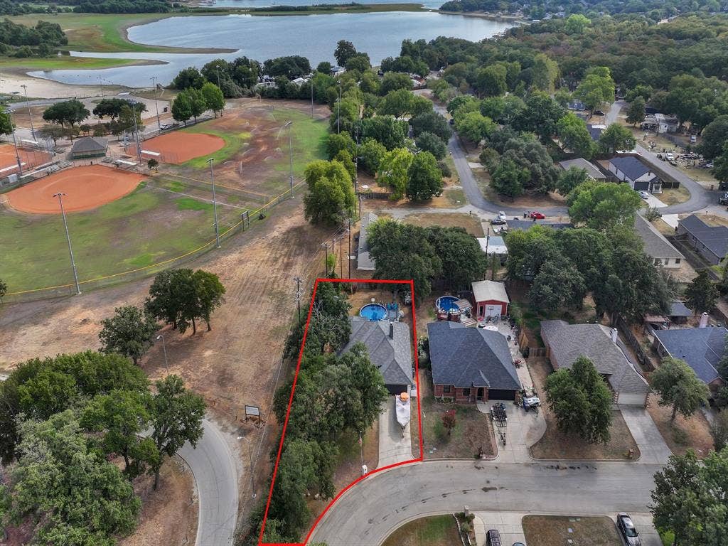 780 Stribling Circle, Azle, TX 76020 780 Stribling Circle, Azle, TX 76020