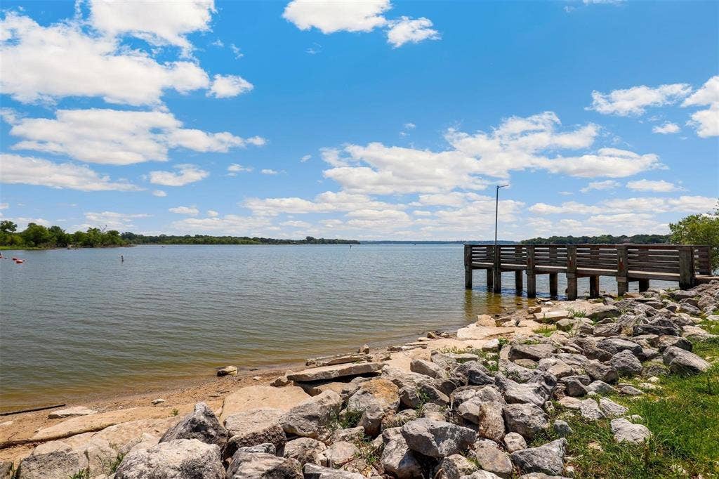 780 Stribling Circle, Azle, TX 76020 780 Stribling Circle, Azle, TX 76020