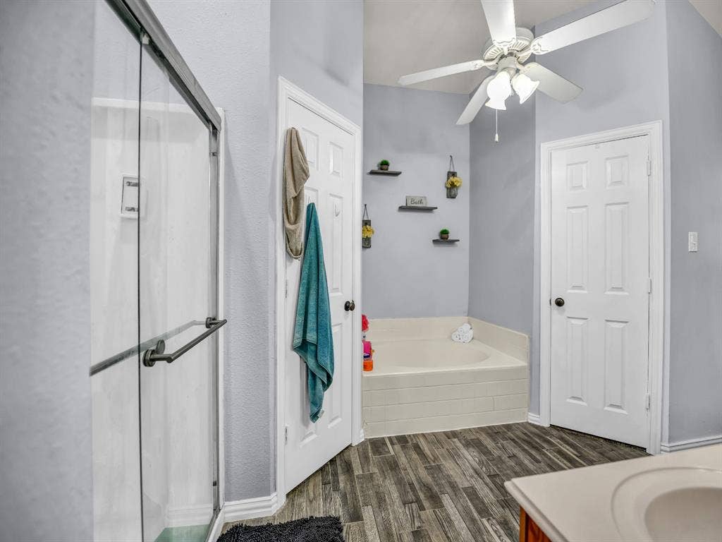 780 Stribling Circle, Azle, TX 76020 780 Stribling Circle, Azle, TX 76020