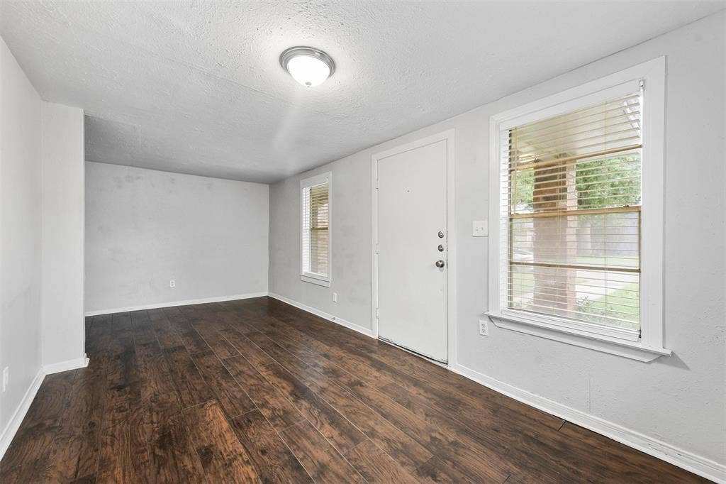 521 Ruth Street, #A, Denton, TX 76205 521 Ruth Street, #A, Denton, TX 76205