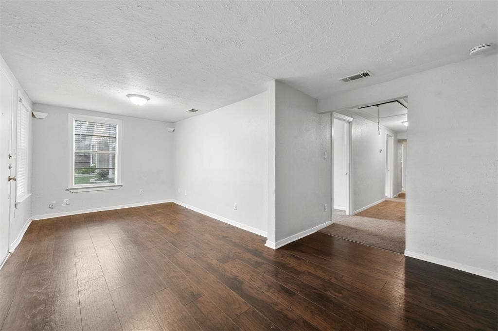 521 Ruth Street, #A, Denton, TX 76205 521 Ruth Street, #A, Denton, TX 76205