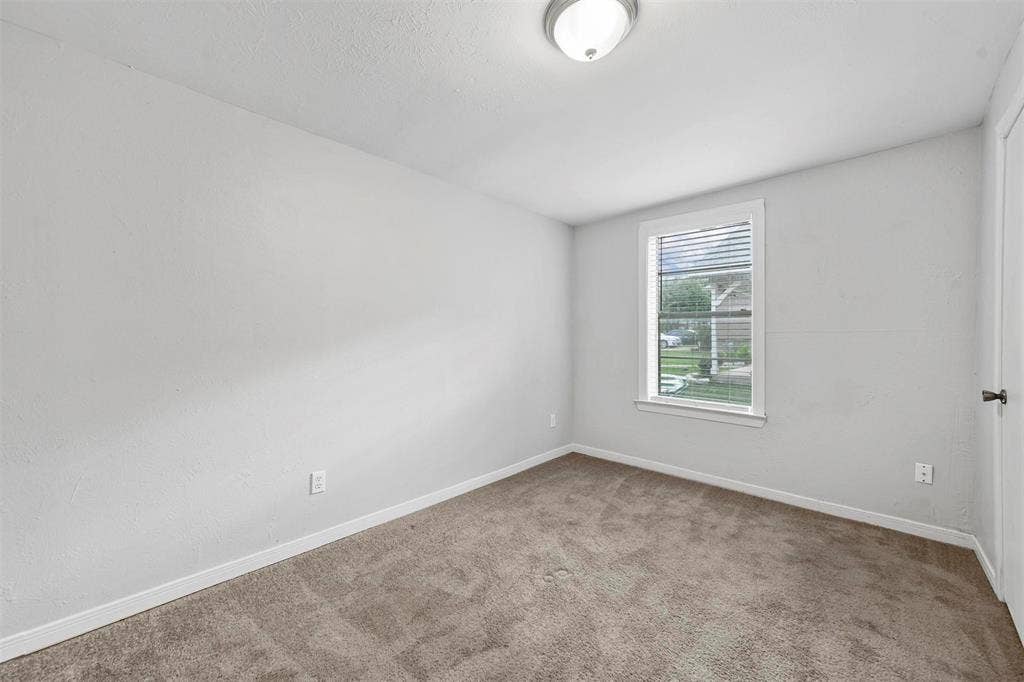 521 Ruth Street, #A, Denton, TX 76205 521 Ruth Street, #A, Denton, TX 76205