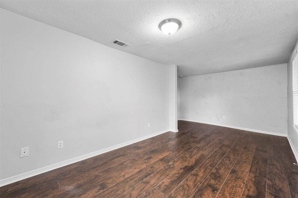 521 Ruth Street, #A, Denton, TX 76205 521 Ruth Street, #A, Denton, TX 76205