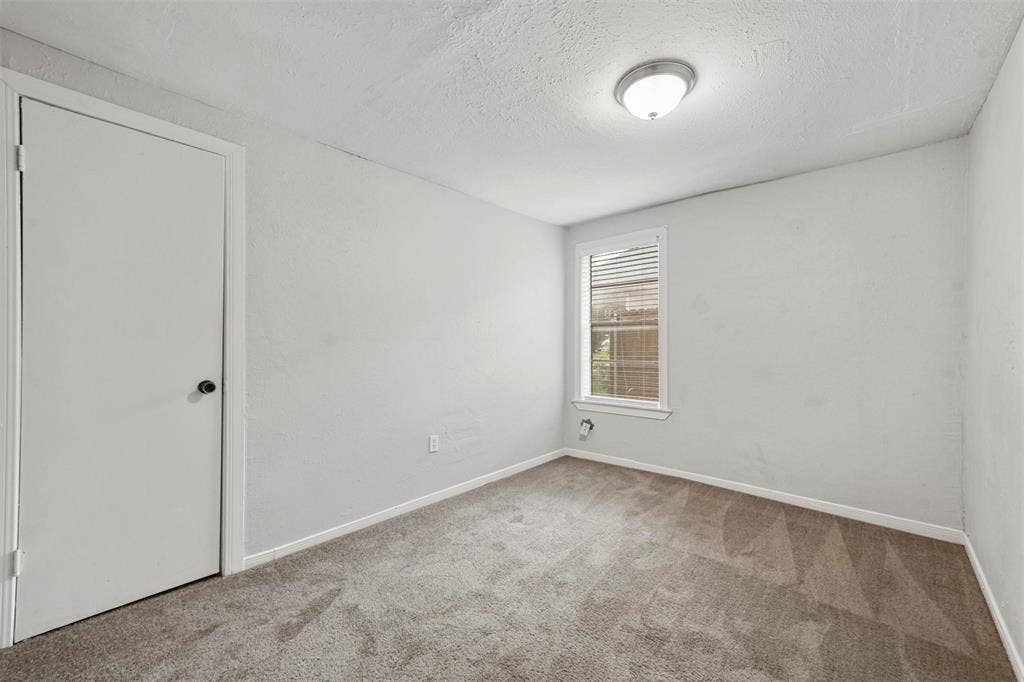 521 Ruth Street, #A, Denton, TX 76205 521 Ruth Street, #A, Denton, TX 76205