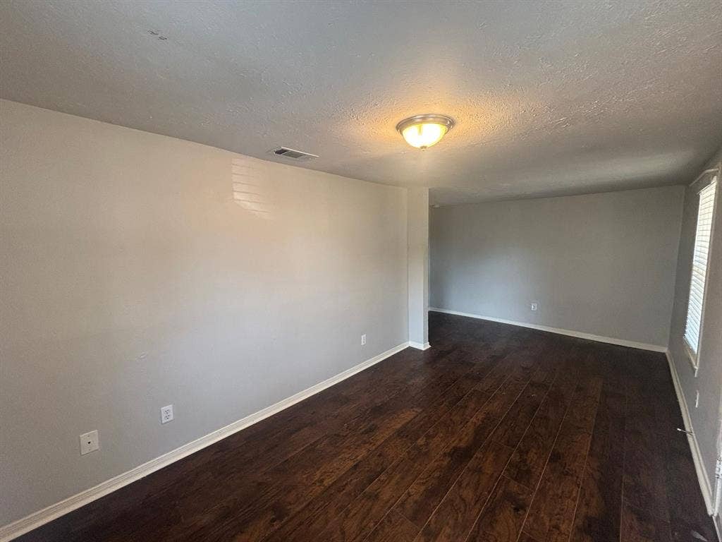 521 Ruth Street, #A, Denton, TX 76205 521 Ruth Street, #A, Denton, TX 76205