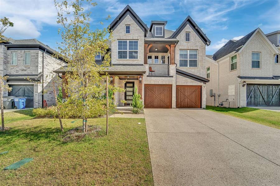 Property photo for 3520 Helios Lane, Corinth, TX
