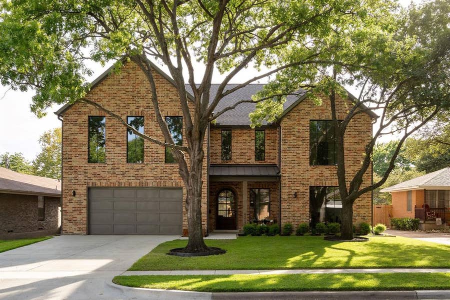Property photo for 9217 Livenshire Drive, Dallas, TX