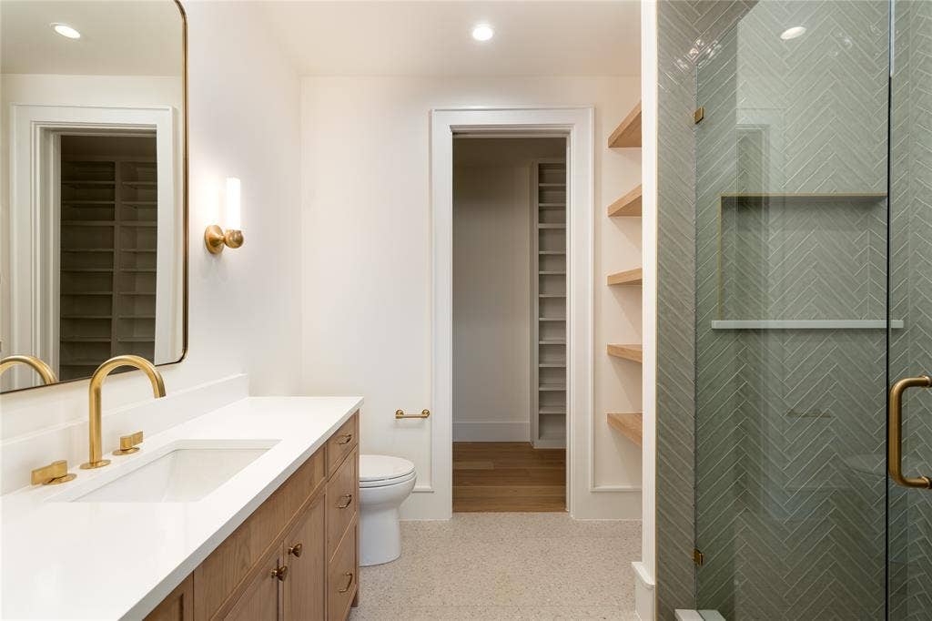 6016 Del Roy Drive, Dallas, TX 75230 6016 Del Roy Drive, Dallas, TX 75230