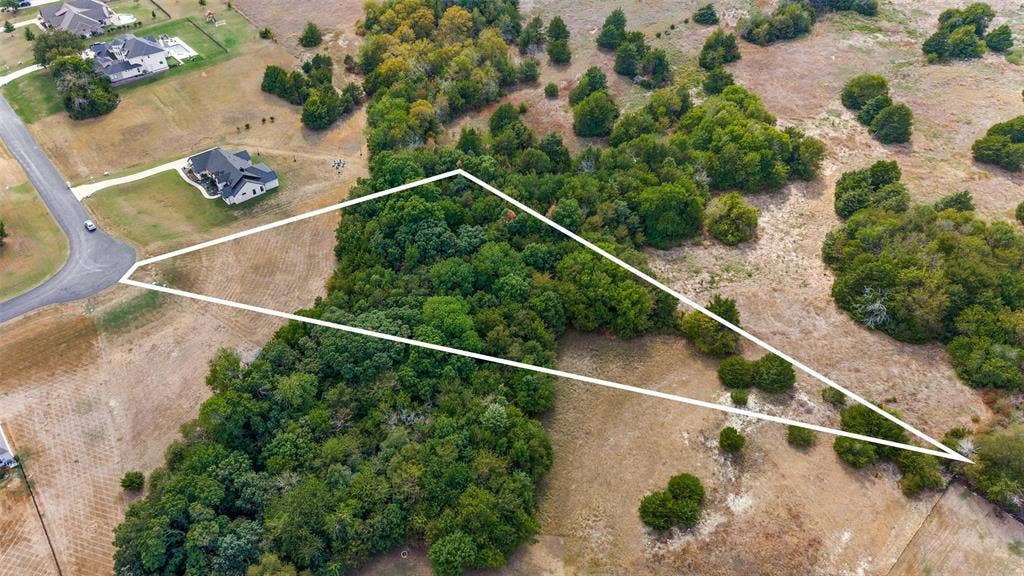 ...Here is another different drone elevation and angle showing off this Twilight Drive lot.