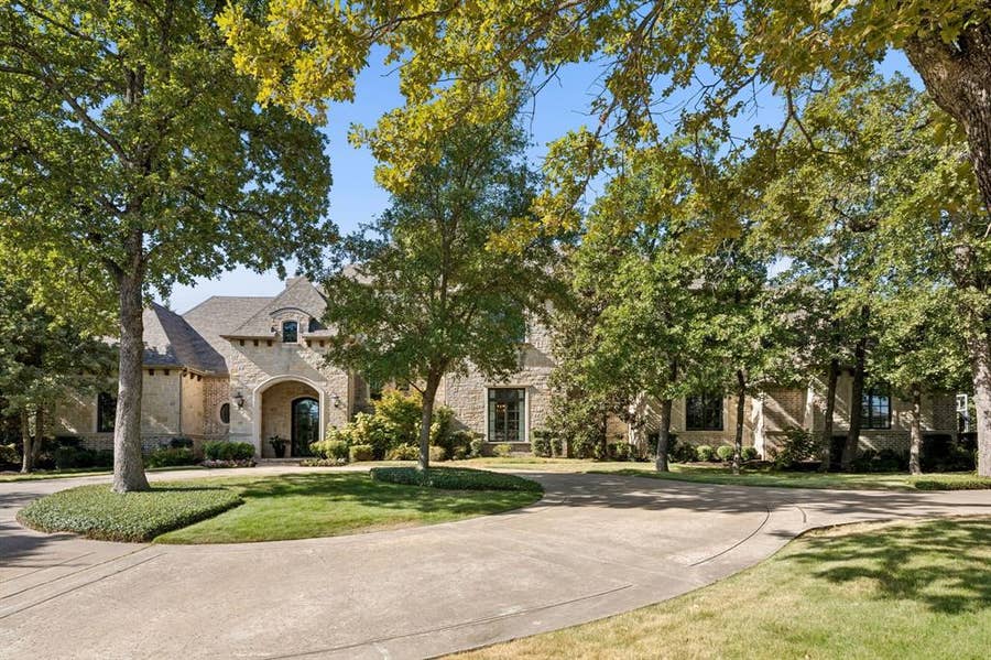 Property photo for 1729 Grass Court, Southlake, TX
