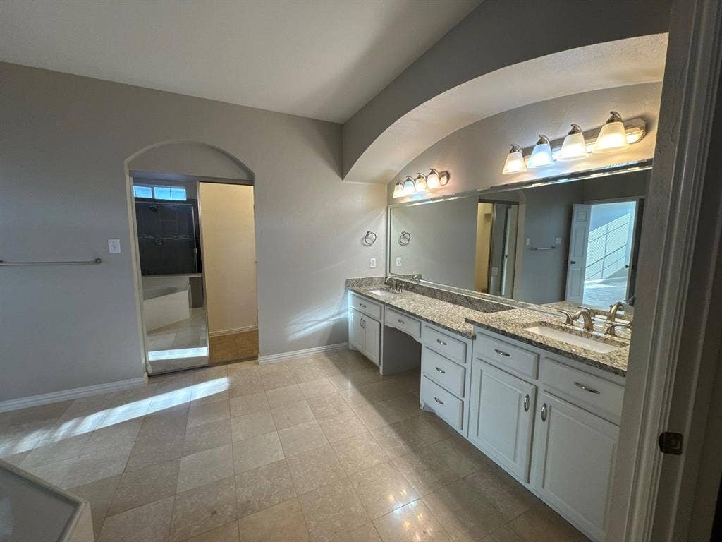 2022 Country Brook Lane, Allen, TX 75002 2022 Country Brook Lane, Allen, TX 75002