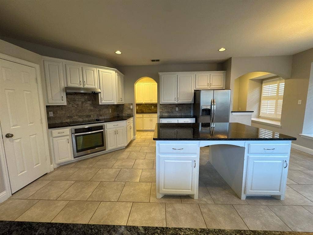 2022 Country Brook Lane, Allen, TX 75002 2022 Country Brook Lane, Allen, TX 75002
