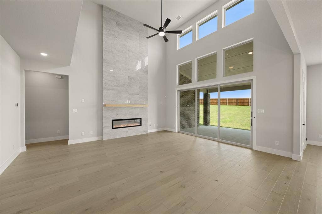 200 Cheyenne Mountain- Living Room-1