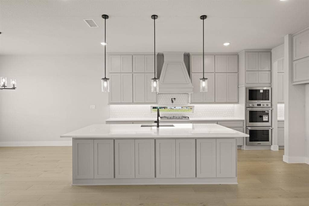 200 Cheyenne Mountain- Kitchen-1