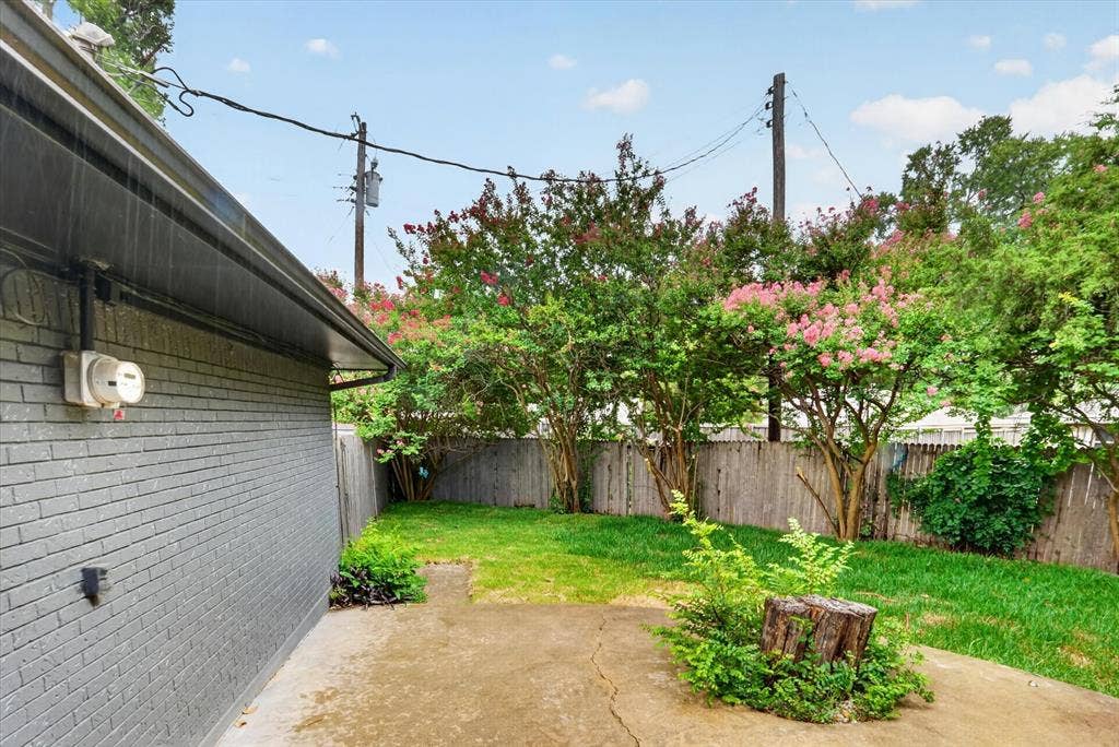 1104 Westwood Drive, Plano, TX 75075 1104 Westwood Drive, Plano, TX 75075