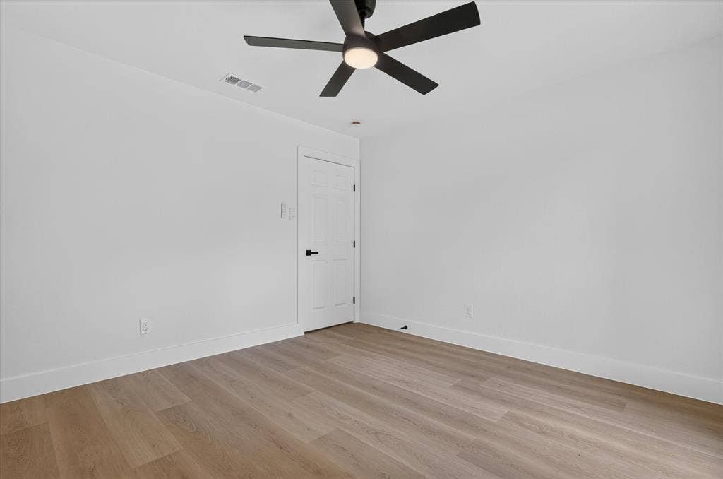 1104 Westwood Drive, Plano, TX 75075 1104 Westwood Drive, Plano, TX 75075