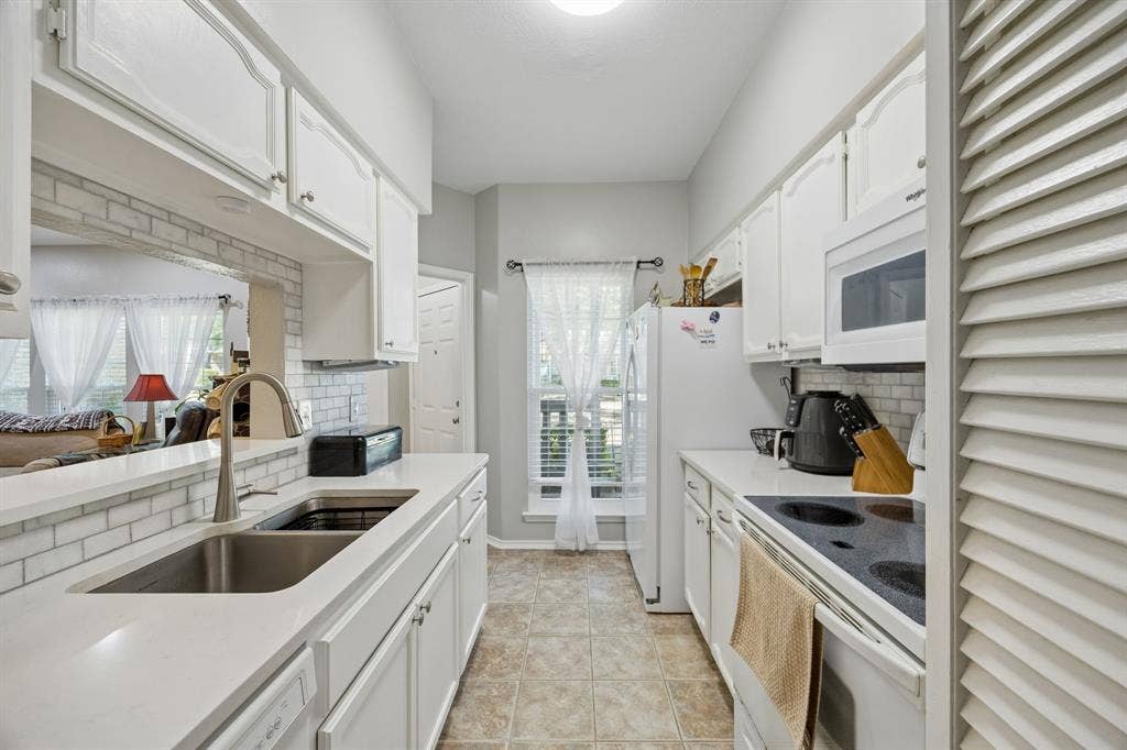3101 Townbluff Drive, #612, Plano, TX 75075