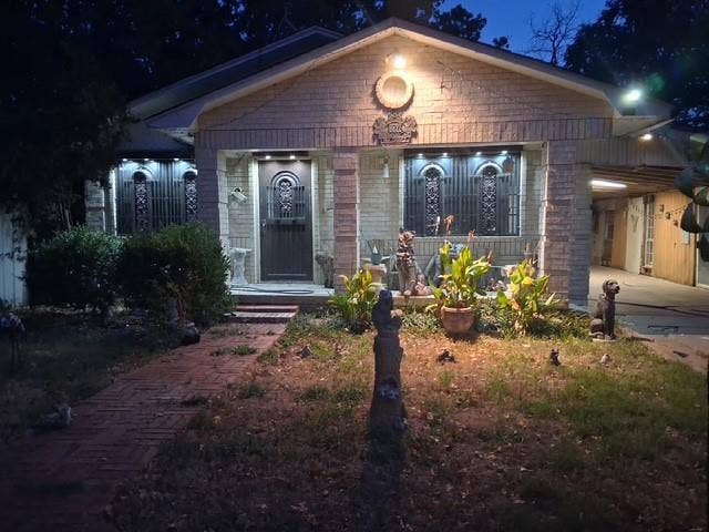 9522 Paramount Avenue, Dallas, TX 75217 9522 Paramount Avenue, Dallas, TX 75217