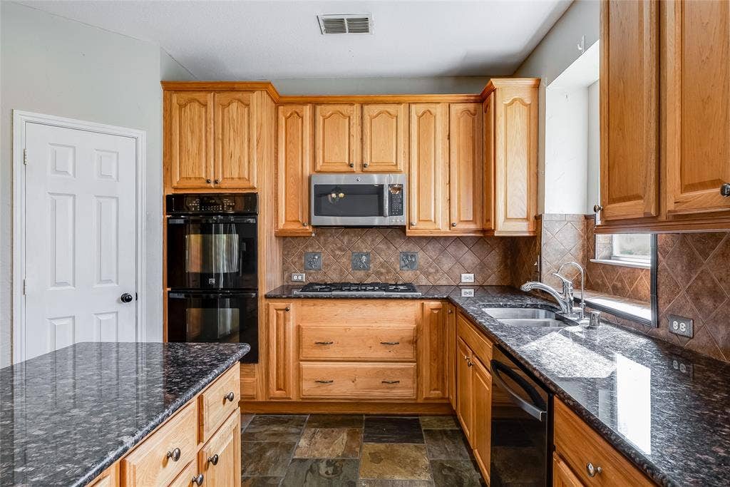 2532 Geiberger Drive, Plano, TX 75025 2532 Geiberger Drive, Plano, TX 75025