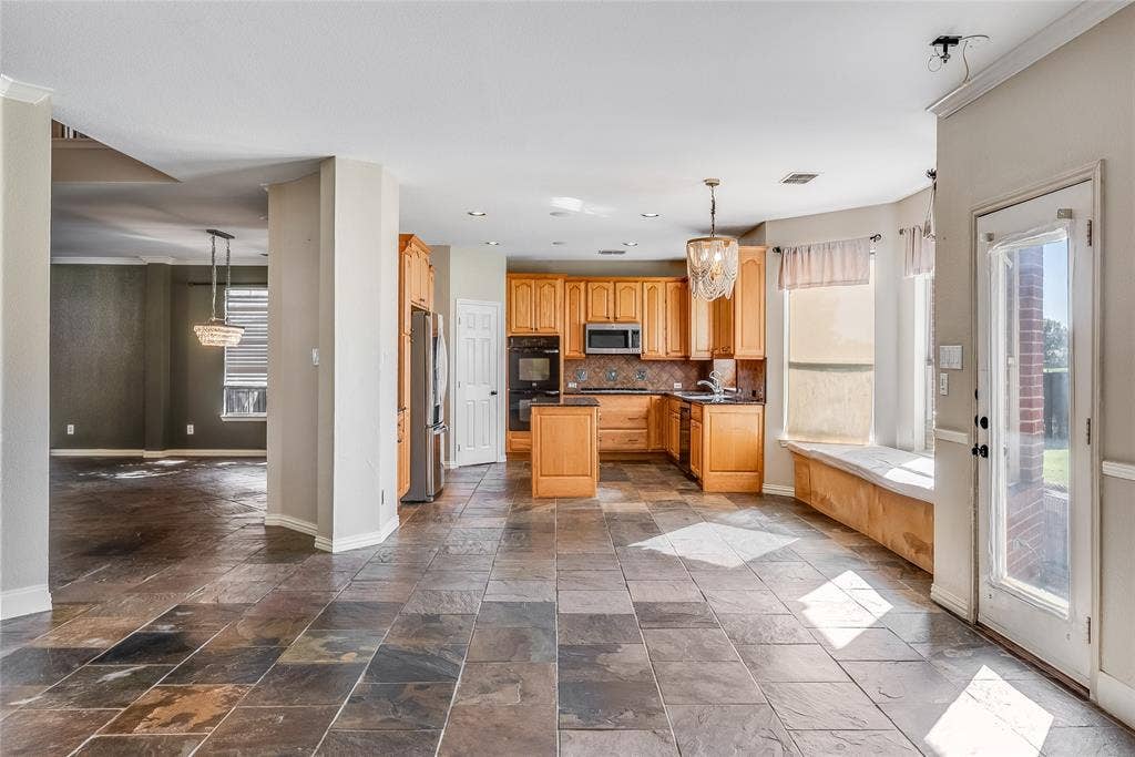 2532 Geiberger Drive, Plano, TX 75025 2532 Geiberger Drive, Plano, TX 75025