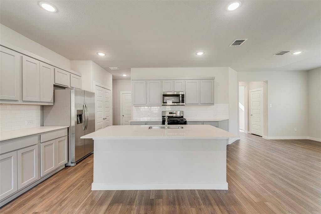 2637 Sonnier Circle, Royse City, TX 75189 2637 Sonnier Circle, Royse City, TX 75189