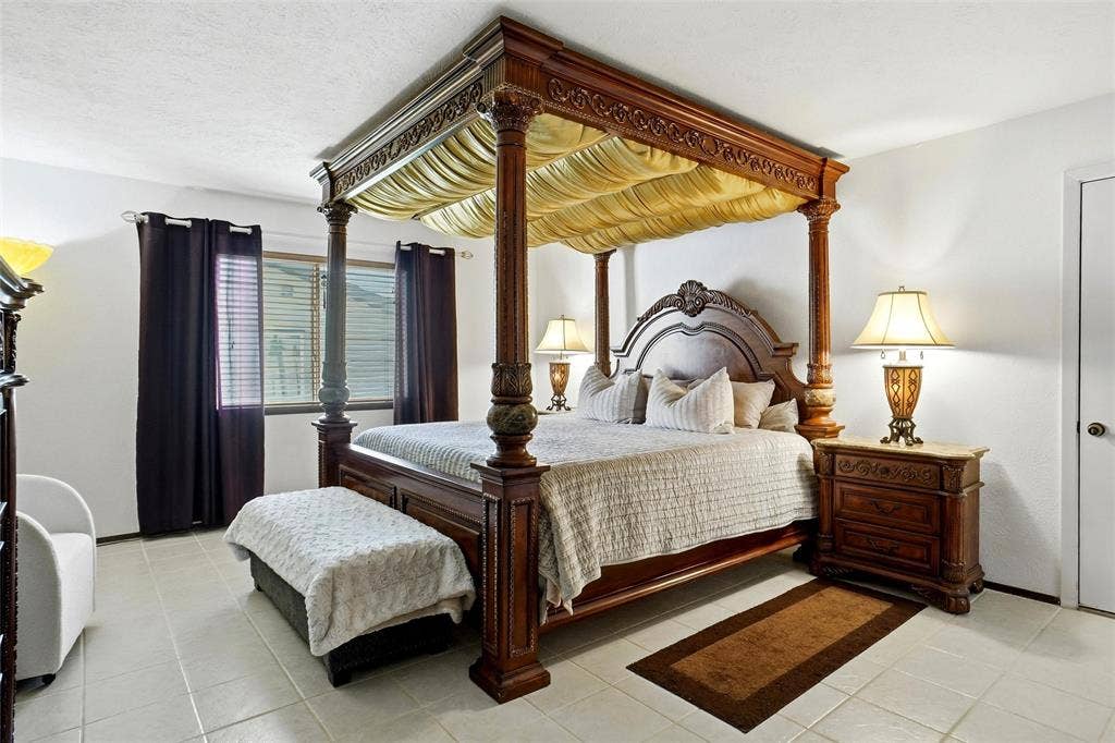 1116 Bass Drive, Plano, TX 75025 1116 Bass Drive, Plano, TX 75025