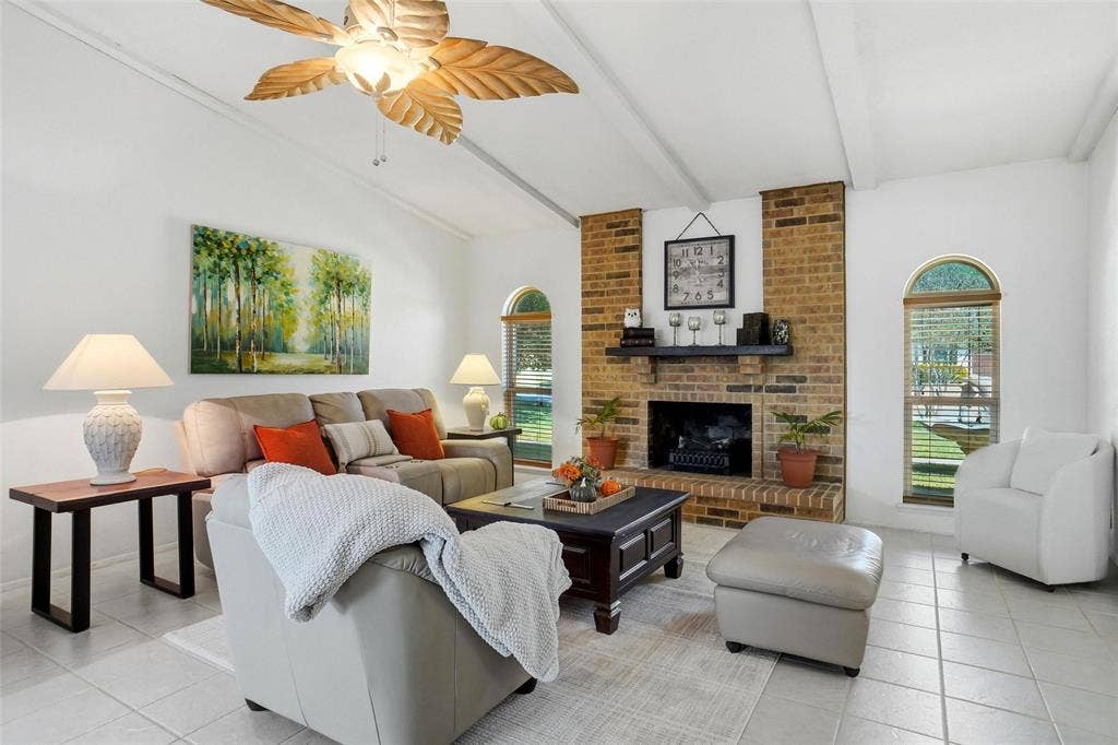 1116 Bass Drive, Plano, TX 75025 1116 Bass Drive, Plano, TX 75025
