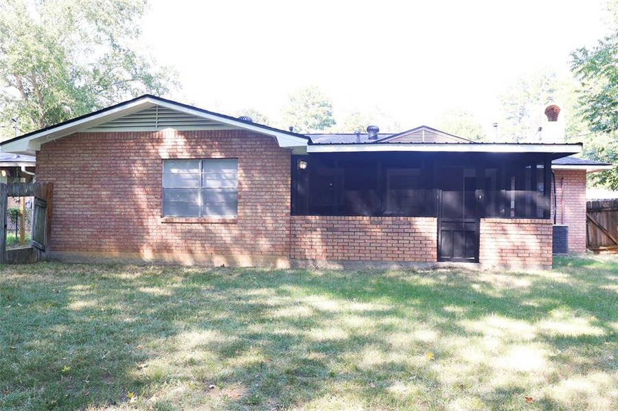 Property photo for 1143 Southland Park Drive, Shreveport, LA