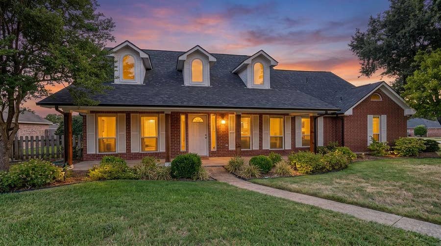 Property photo for 102 Fairway Lane, Crandall, TX