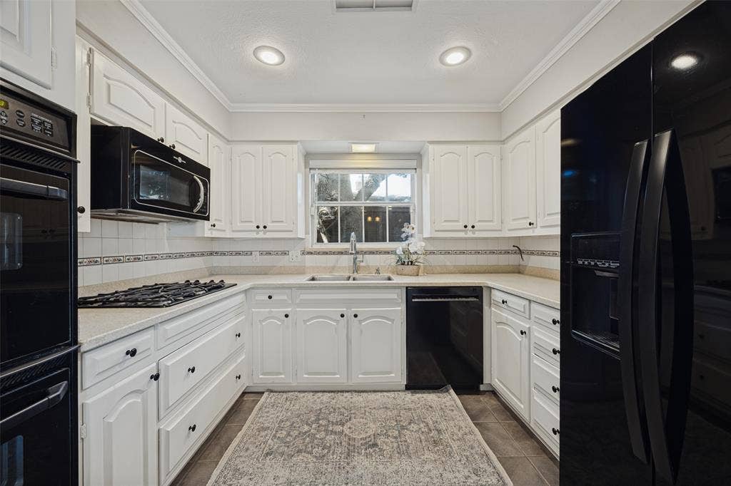 7219 Stonetrail Drive, Dallas, TX 75230 7219 Stonetrail Drive, Dallas, TX 75230