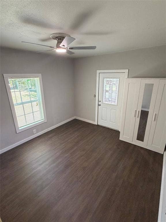 231 Elm Street, Hurst, TX 76053 231 Elm Street, Hurst, TX 76053