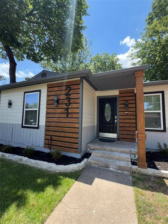 231 Elm Street, Hurst, TX 76053 231 Elm Street, Hurst, TX 76053